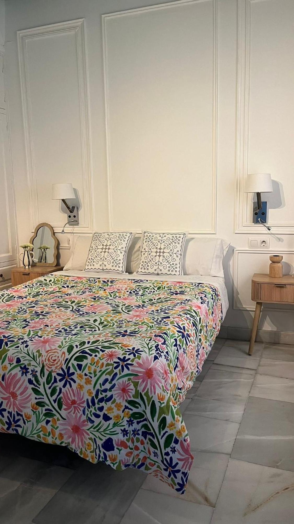 Apartamento En Casco Antiguo - Plaza De La Gavidia Севілья Екстер'єр фото